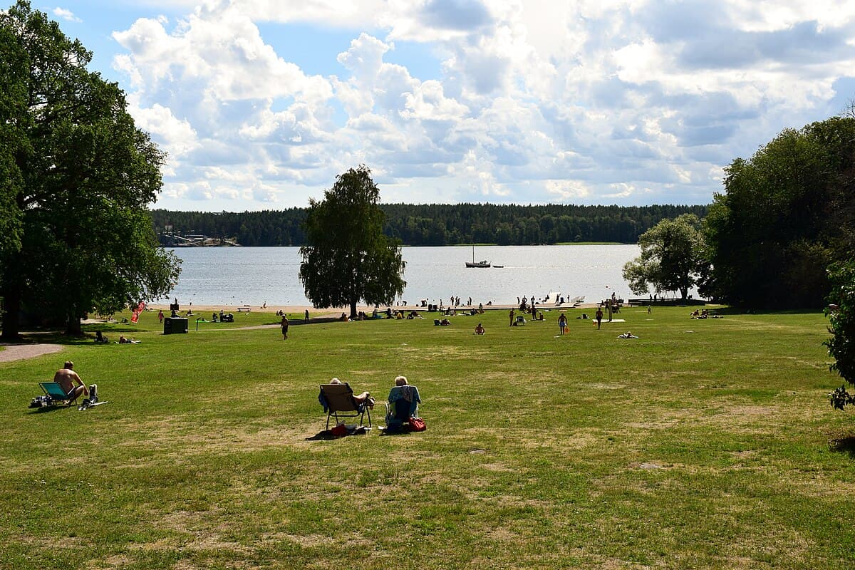 Snödroppsgränd , Hässelby — photo 4